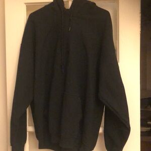 Men’s size extra large I ain’t dead yet by Malik Morillo